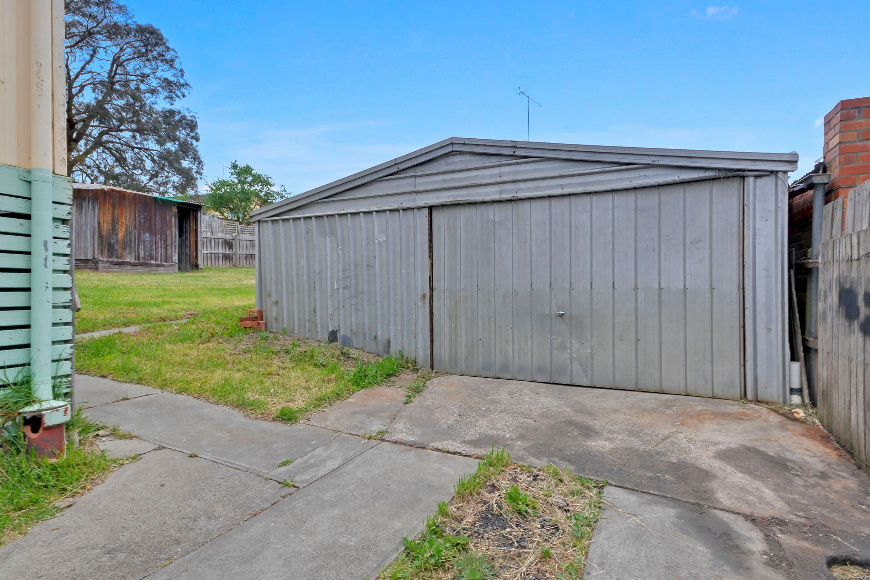 27 Cameron Street, Traralgon VIC 3844, Traralgon - Thumbnail 4