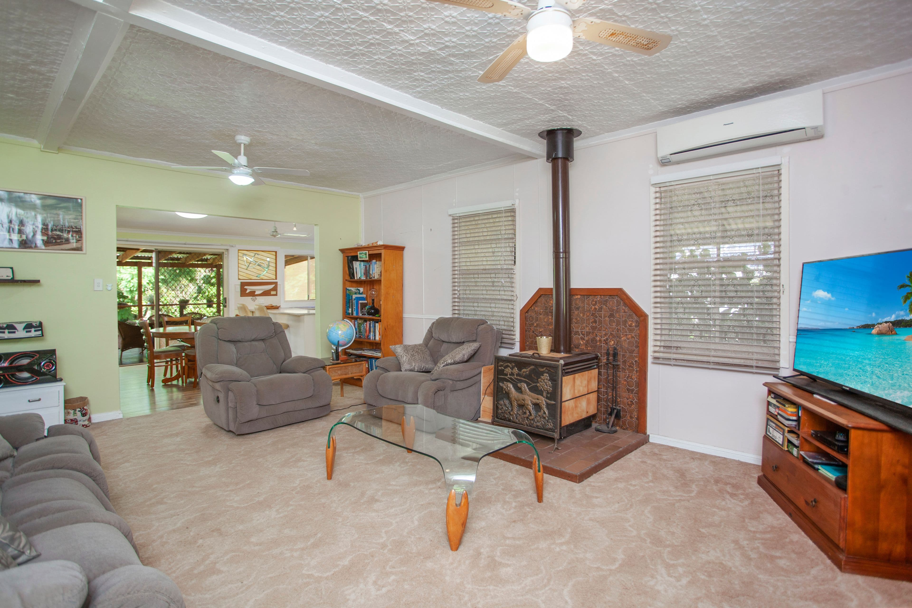 24 Macquarie Street, Coopernook NSW 2426, Coopernook - Thumbnail 2
