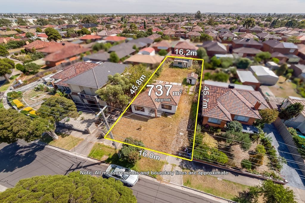 17 Clarke Street, THOMASTOWN VIC 3074, Thomastown - Thumbnail 2