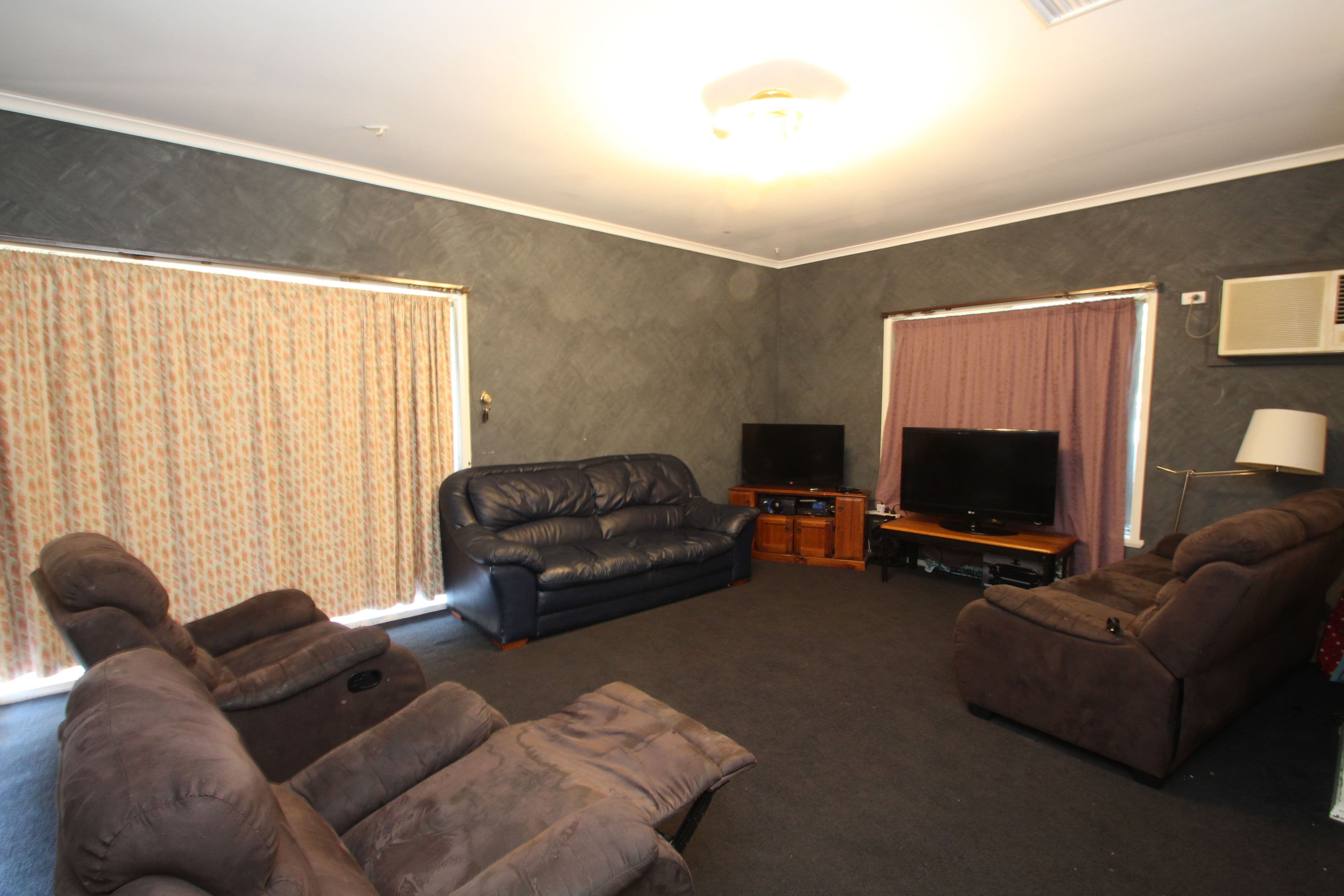 2 Ivy Street, Cobram VIC 3644, Cobram - Thumbnail 2