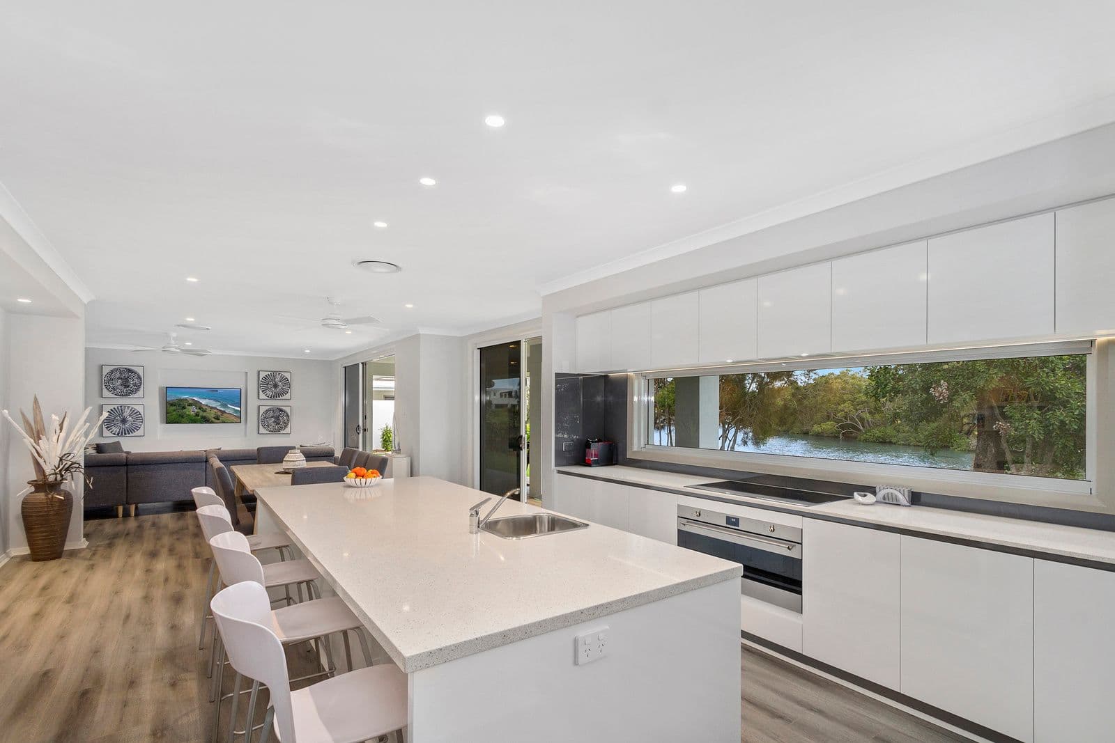 60 Serenity Boulevard, Helensvale QLD 4212, Helensvale - Thumbnail 2