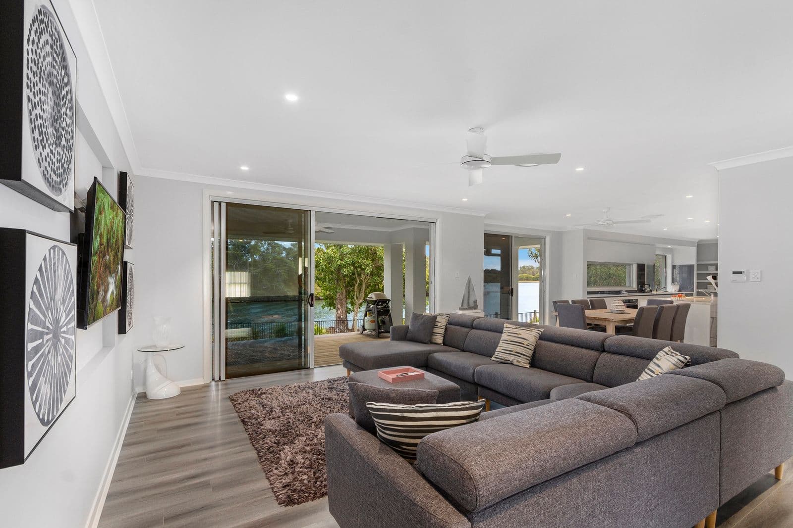 60 Serenity Boulevard, Helensvale QLD 4212, Helensvale - Thumbnail 3