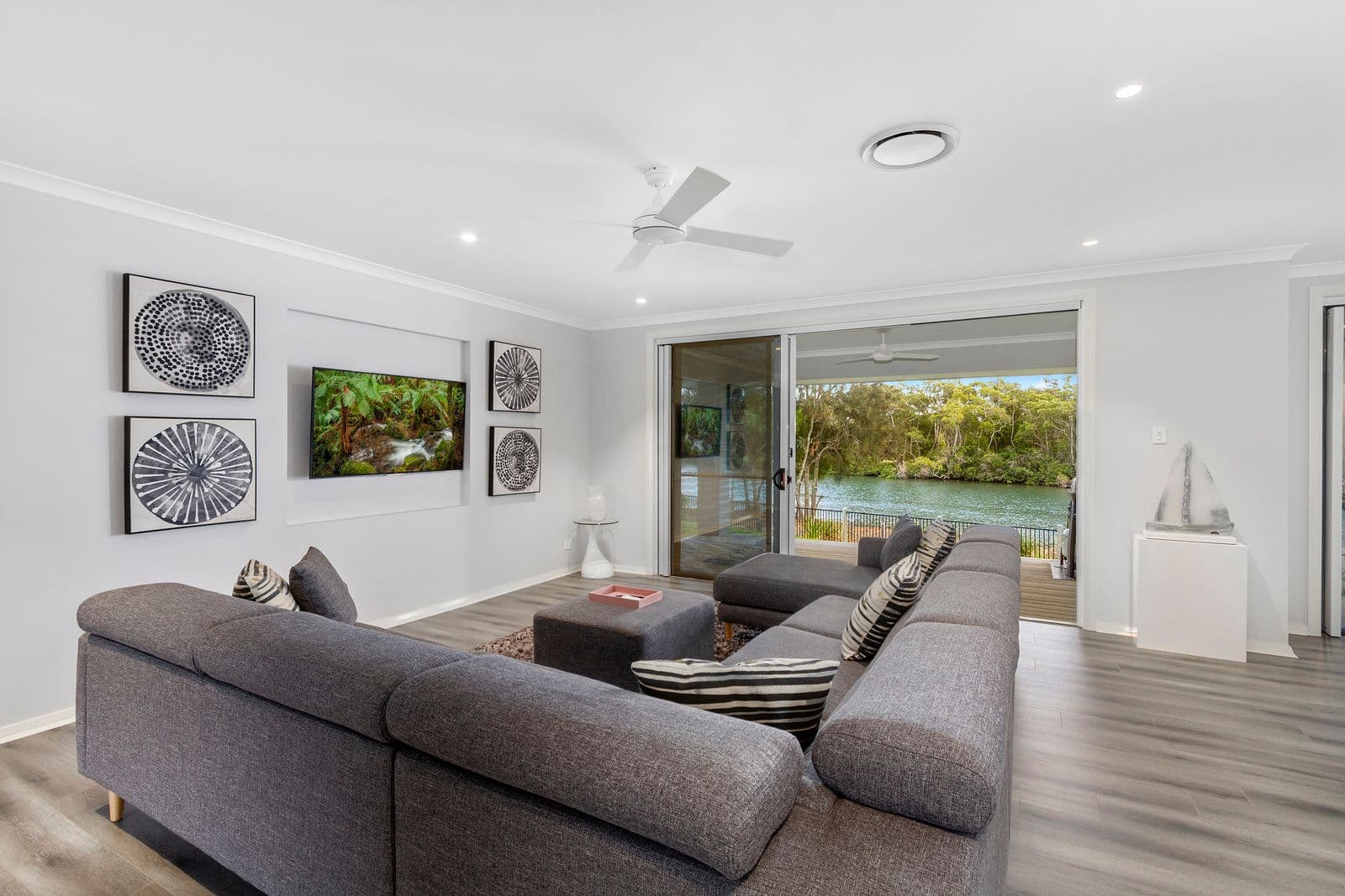 60 Serenity Boulevard, Helensvale QLD 4212, Helensvale - Thumbnail 6