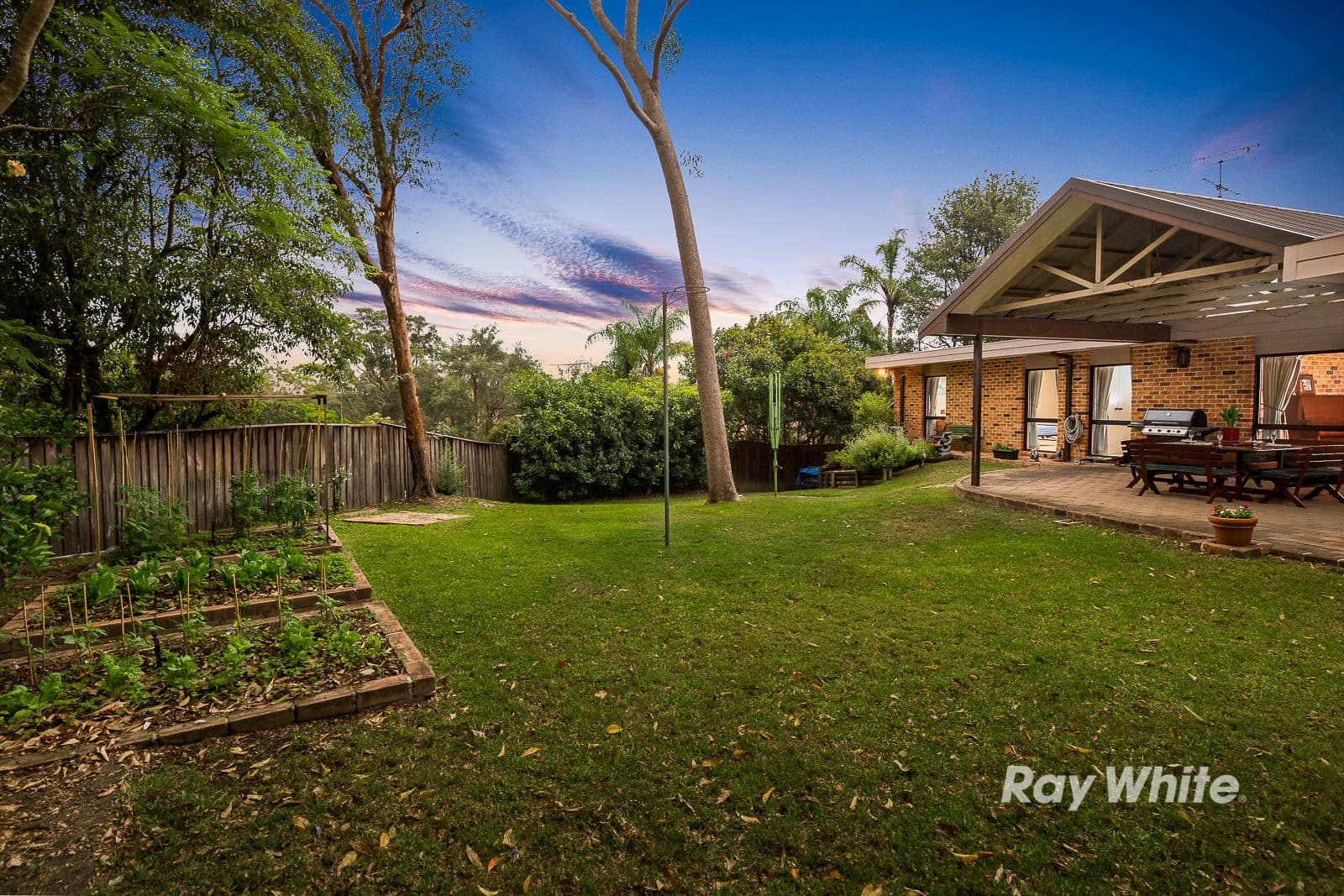 52 Lisa Crescent, Castle Hill - Image 1