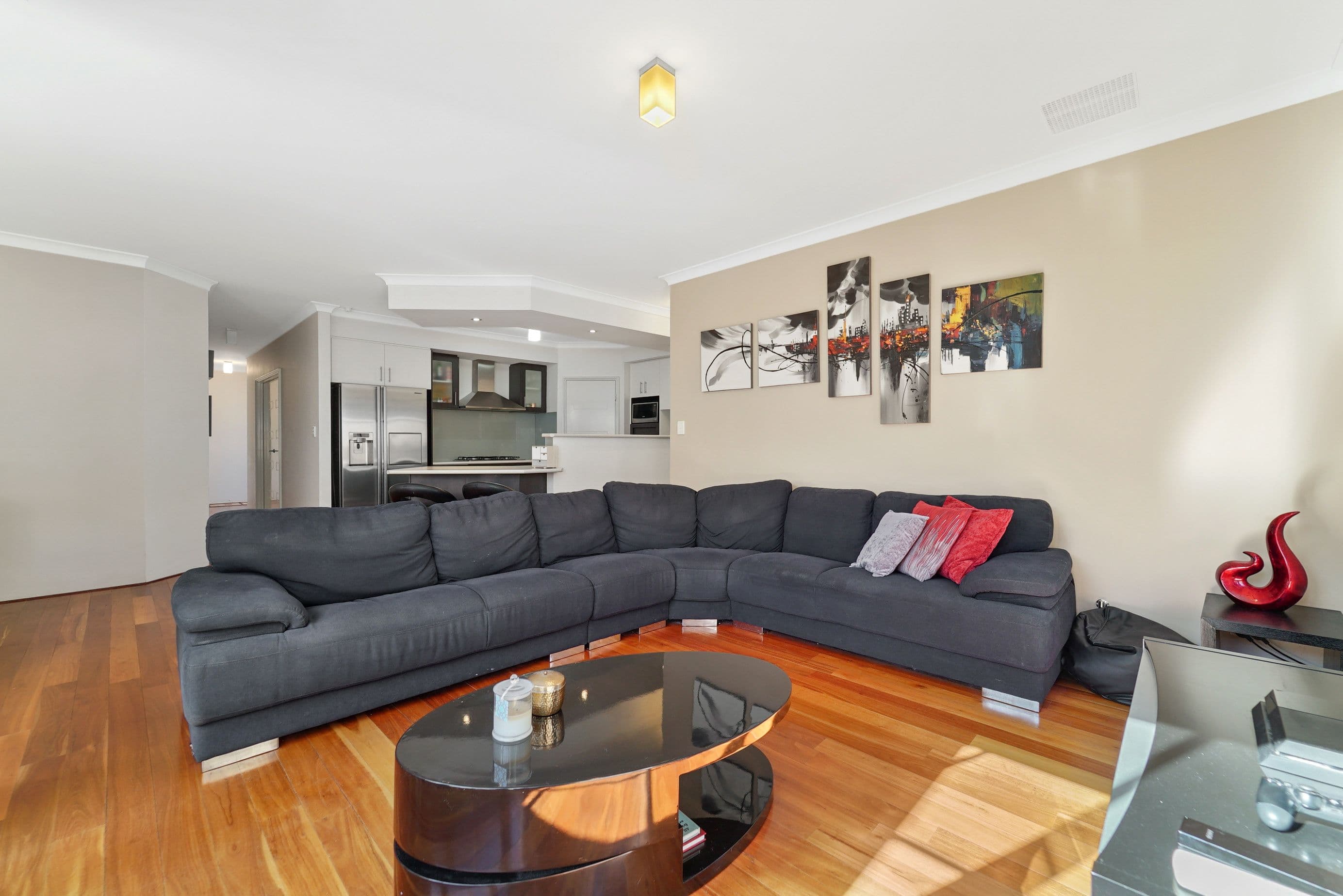 10b Dodds Place, Innaloo WA 6018, Innaloo - Thumbnail 7