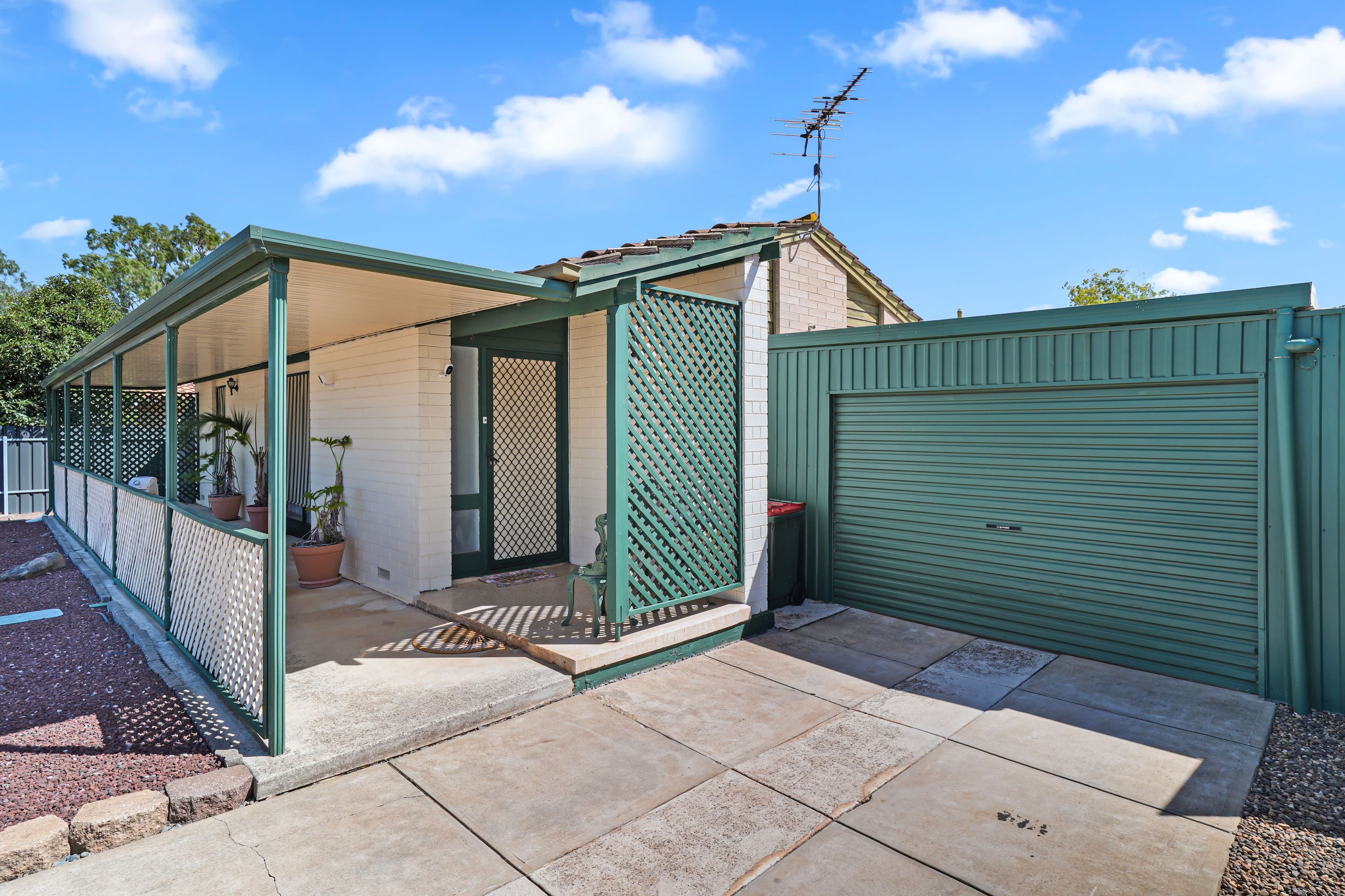 17 Tallara Crescent, Munno Para SA 5115, Munno Para - Thumbnail 2