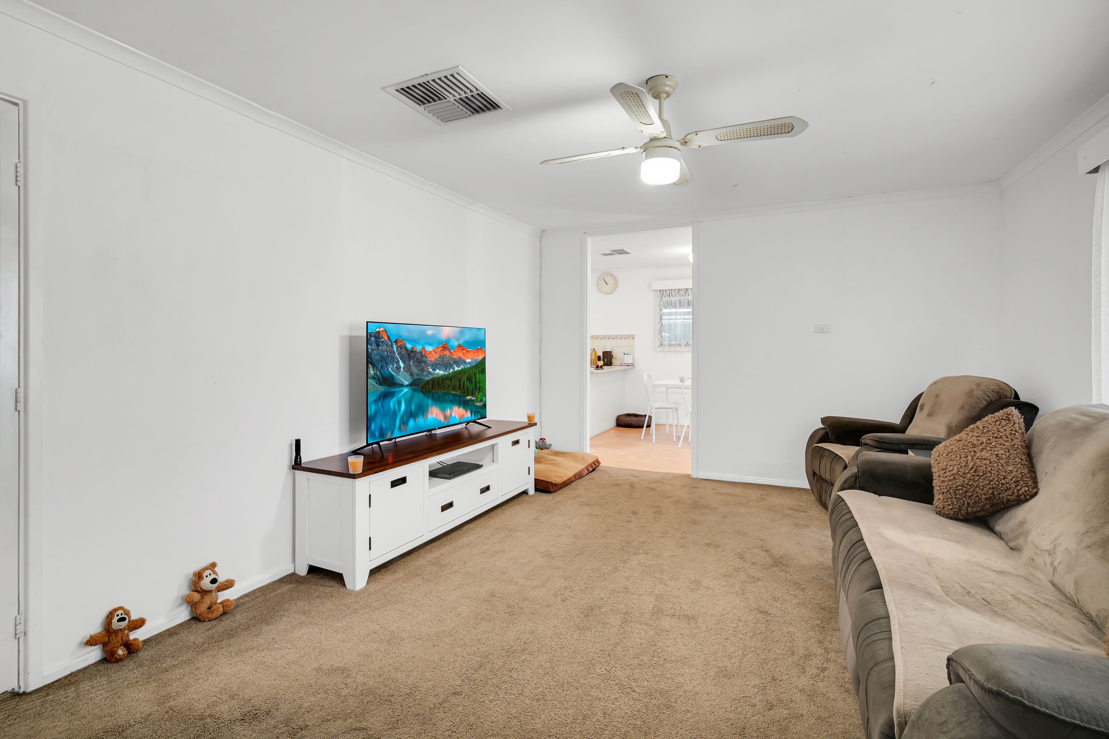 17 Tallara Crescent, Munno Para SA 5115, Munno Para - Thumbnail 6