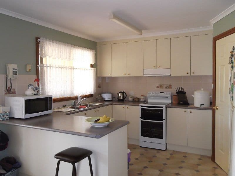 54 Dawson Drive, COWRA NSW 2794, Cowra - Thumbnail 2