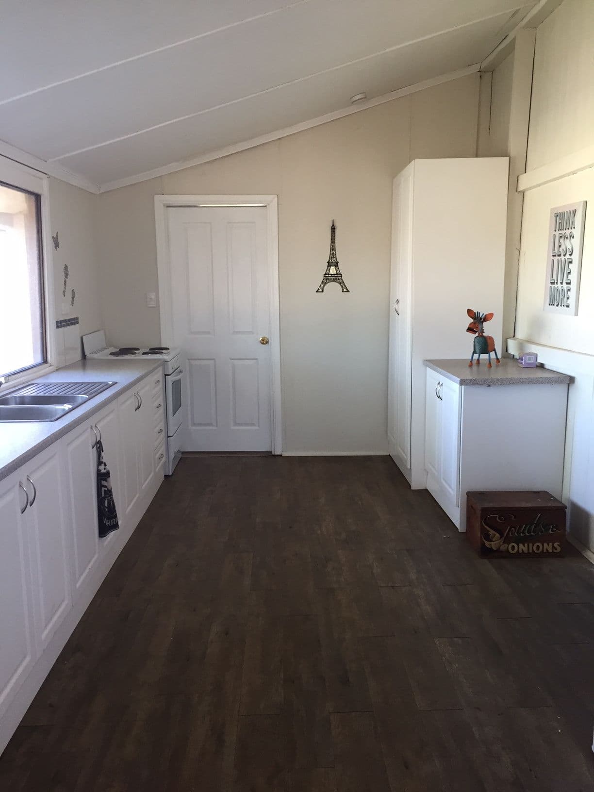 4 Park Street, Charleville QLD 4470, Charleville - Thumbnail 2
