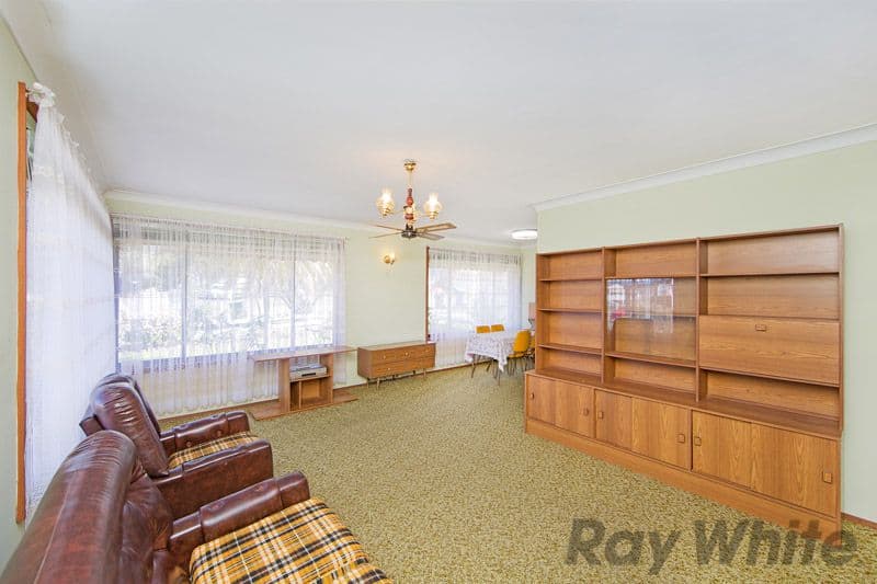 9 Jacqueline Avenue, GOROKAN NSW 2263, Gorokan - Thumbnail 4