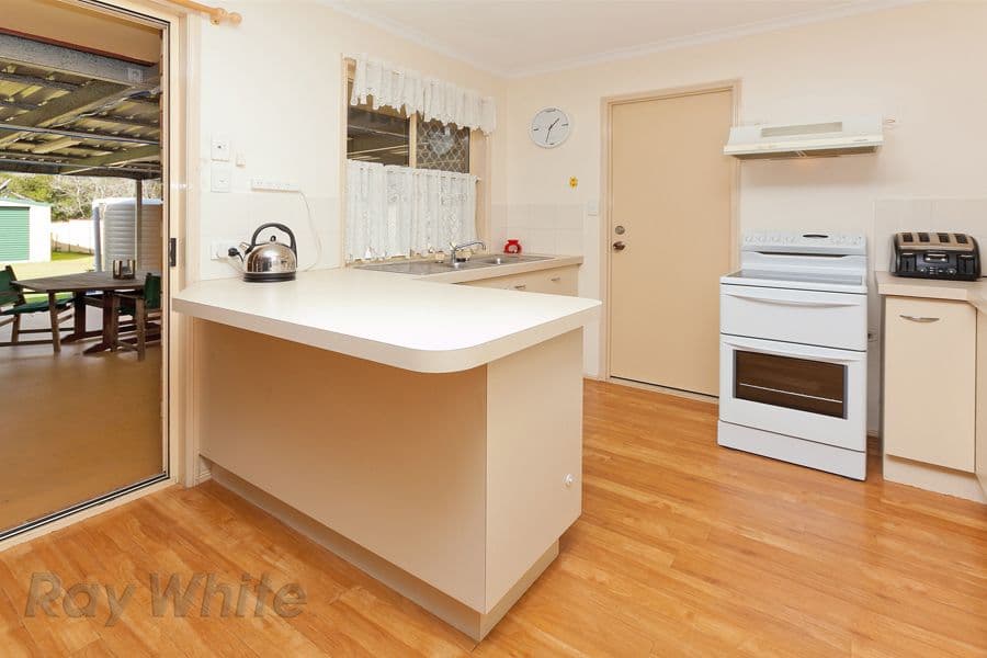 86 Moss Road, CAMIRA QLD 4300, Camira - Thumbnail 2