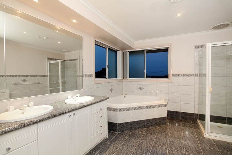 51 Wellesley Drive, TAYLORS LAKES VIC 3038, Taylors Lakes - Thumbnail 6