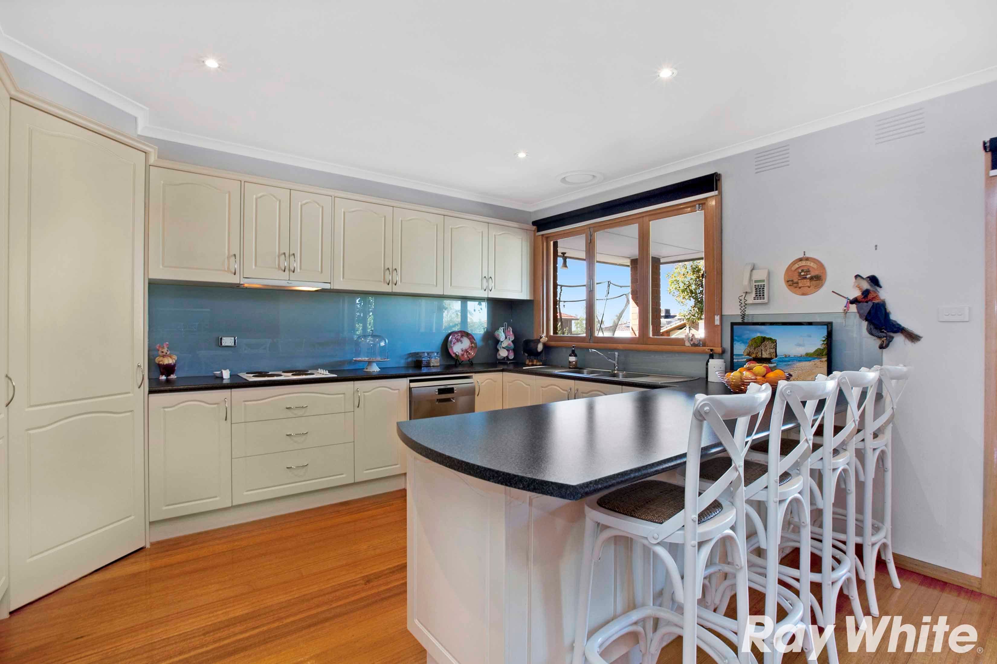 55 Blackman Avenue, Mill Park VIC 3082, Mill Park - Thumbnail 2