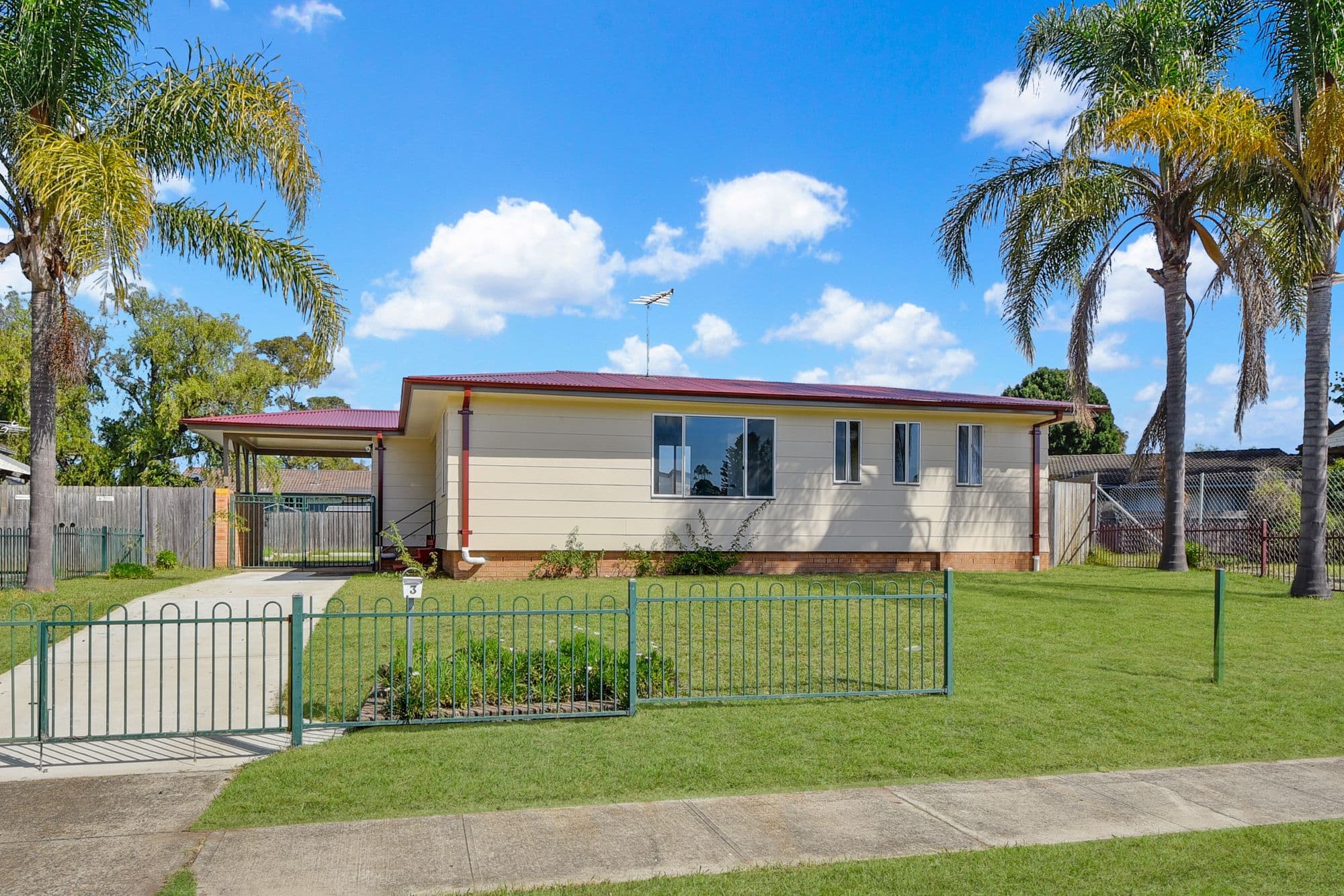 3 Foxlow Place, Airds - Image 1