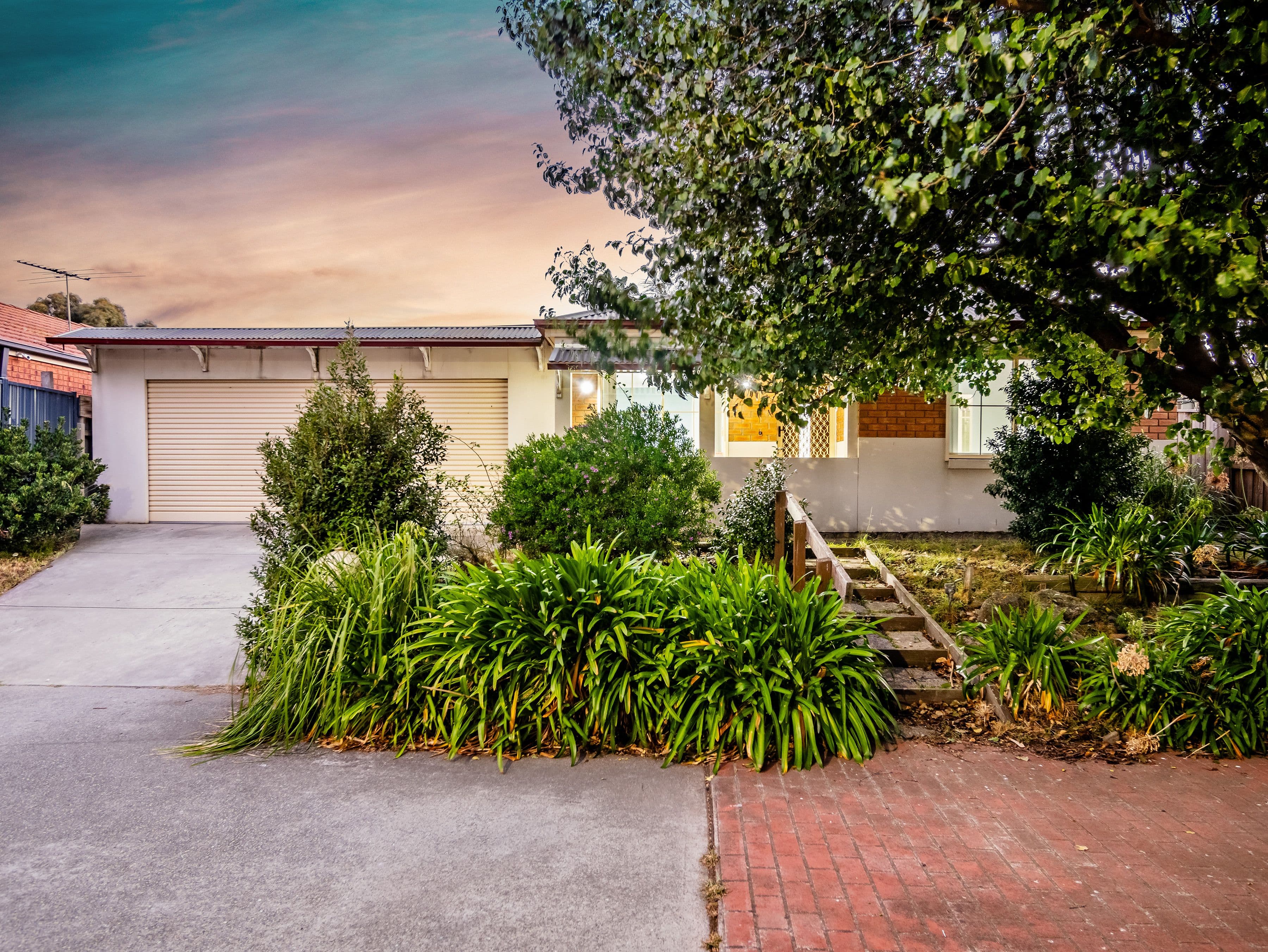 48 Miralie Way, Cranbourne West VIC 3977, Cranbourne West - Thumbnail 2