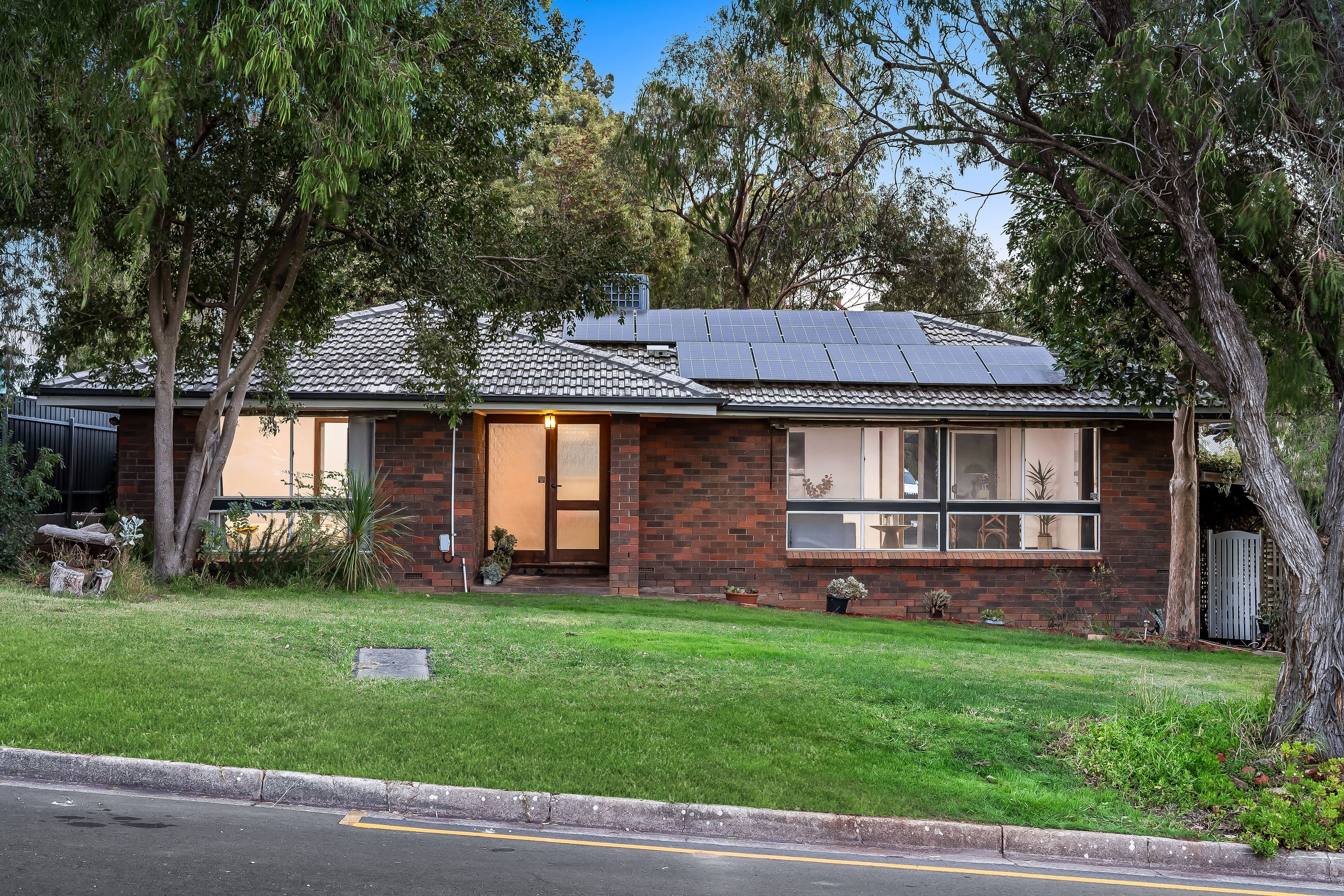 16 Queens Avenue, Burnside SA 5066, Burnside - Image 1