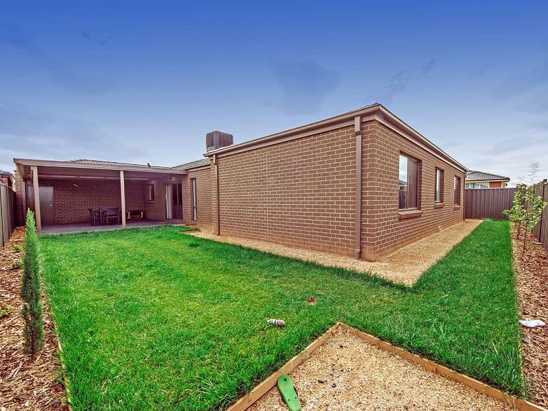 19 LAMBERTIA Crescent, WYNDHAM VALE VIC 3024, Wyndham Vale - Thumbnail 4