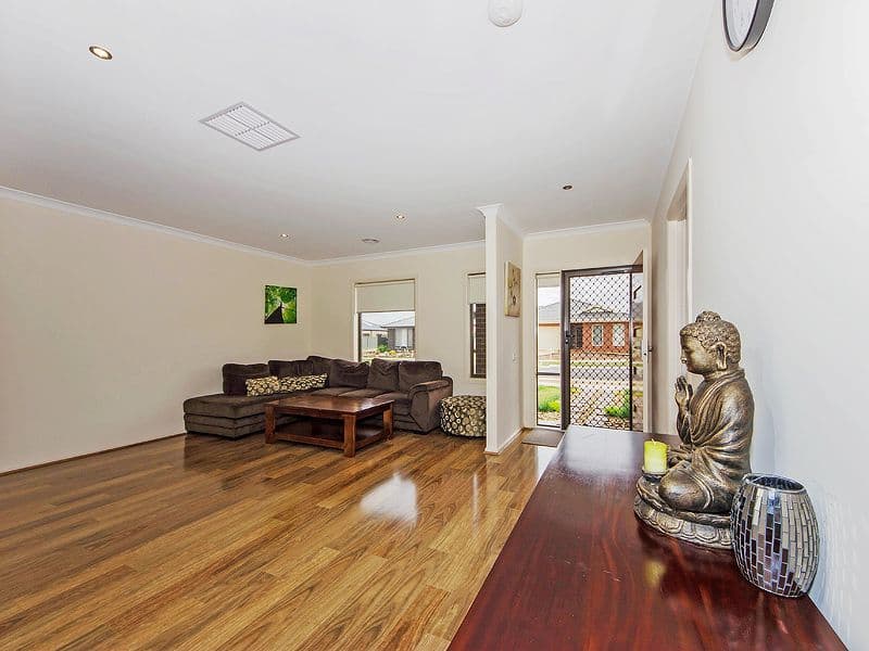 19 LAMBERTIA Crescent, WYNDHAM VALE VIC 3024, Wyndham Vale - Thumbnail 6