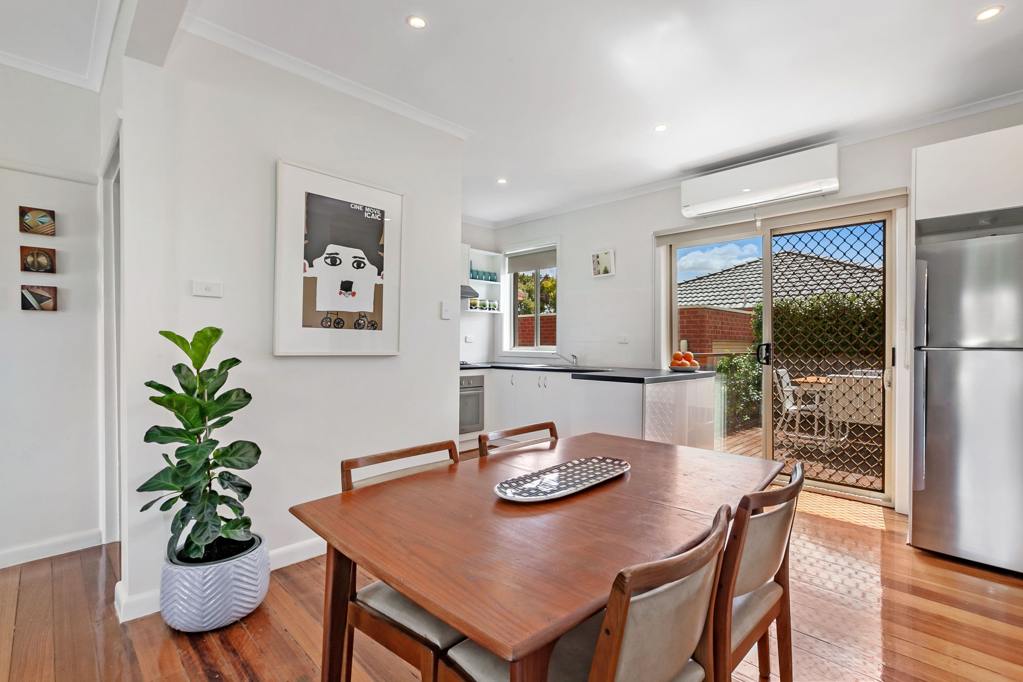 10 Gisborne Crescent, Reservoir VIC 3073, Reservoir - Thumbnail 7