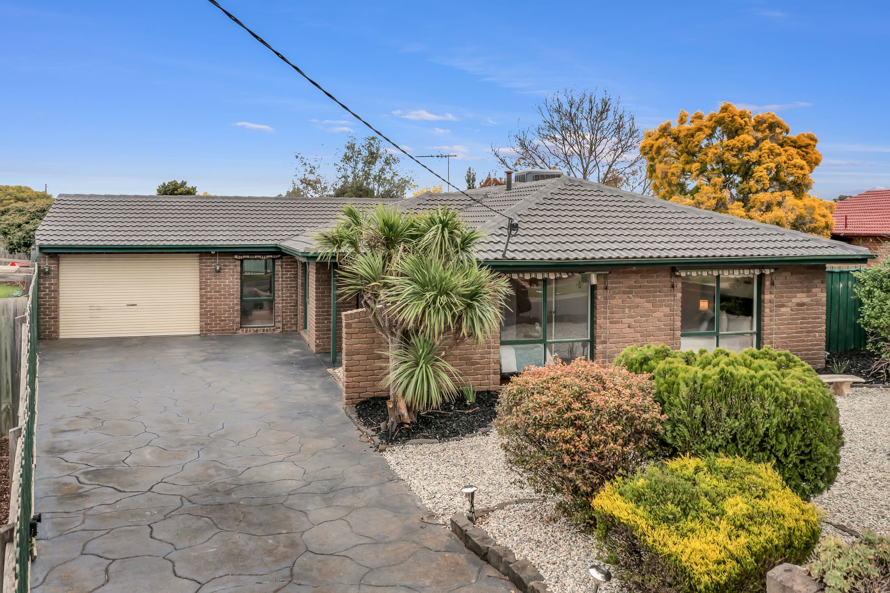 11 Sedgefield Place, Craigieburn VIC 3064, Craigieburn - Image 1