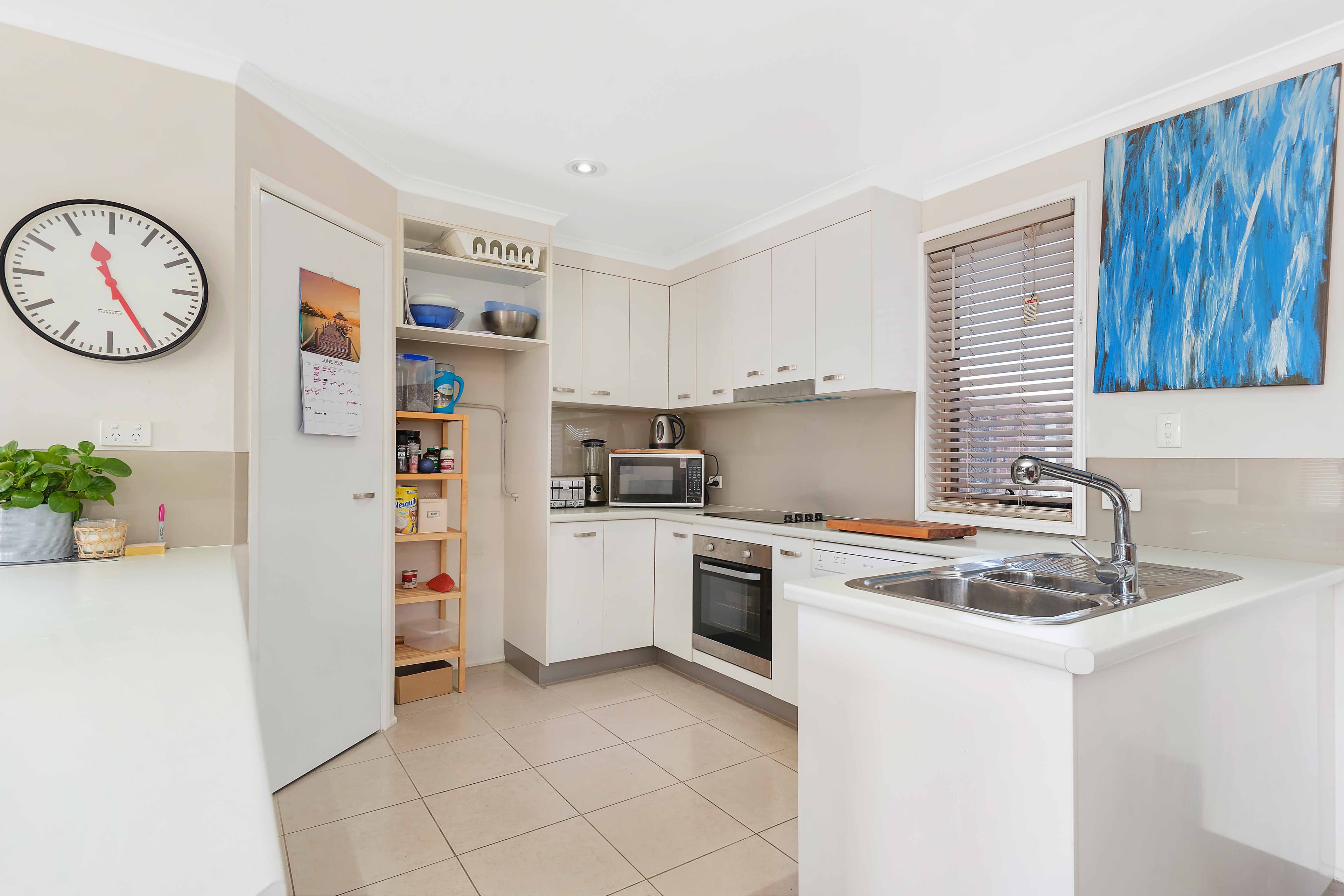 6 Third Avenue, Scarborough QLD 4020, Scarborough - Thumbnail 7