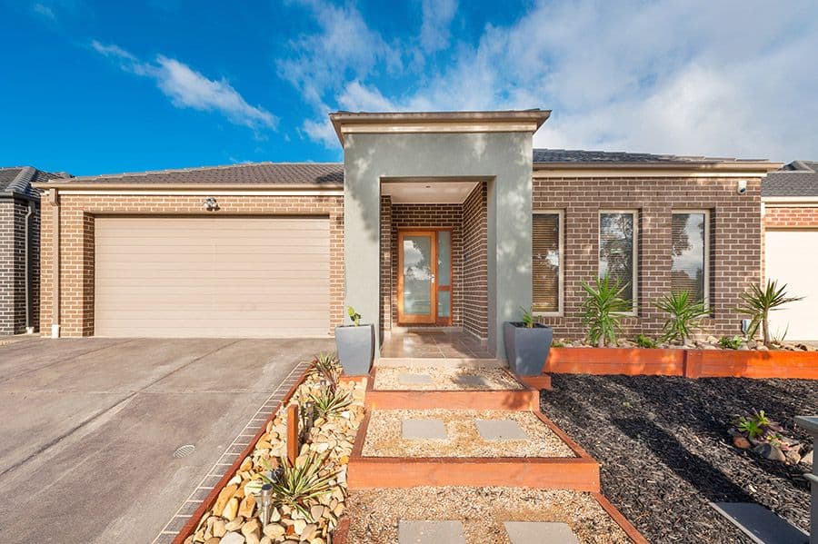 14 Centennial Park Drive, Craigieburn VIC 3064, Craigieburn - Image 1