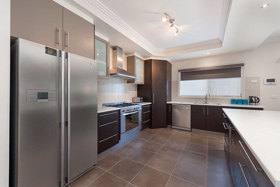 14 Centennial Park Drive, Craigieburn VIC 3064, Craigieburn - Thumbnail 3