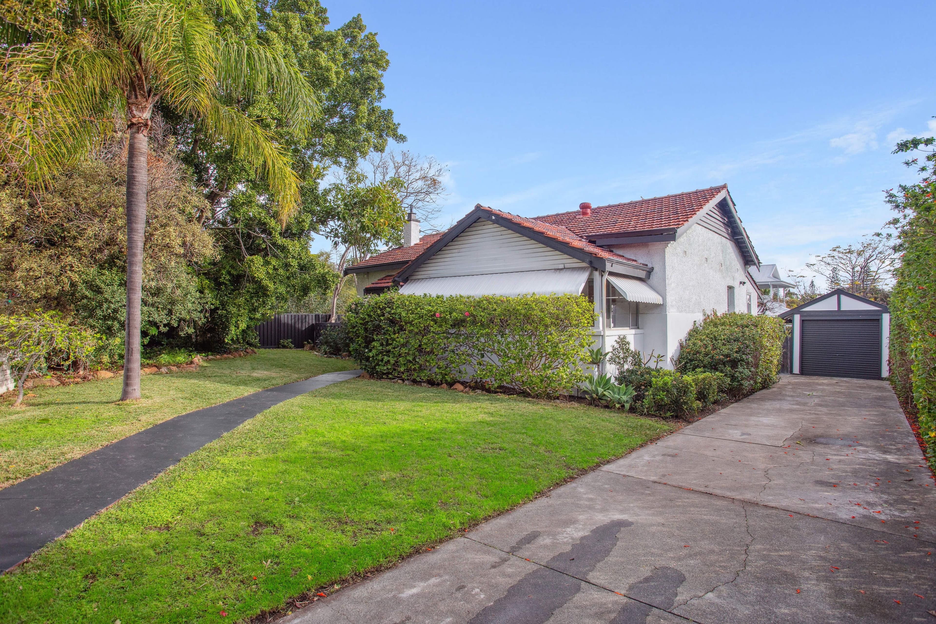 251 Curtin Avenue (on Seashell Lane), Cottesloe WA 6011, Cottesloe - Thumbnail 2