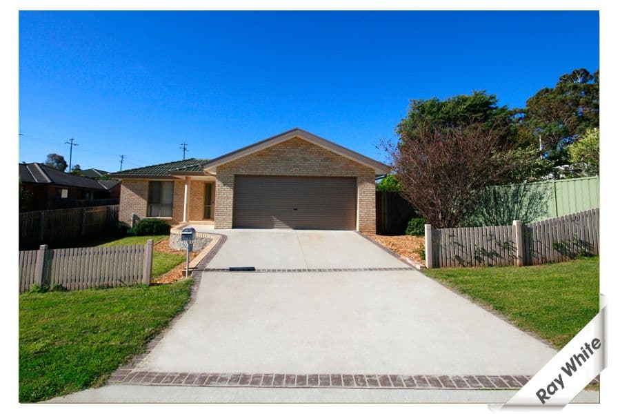 20 Blundell Street, QUEANBEYAN NSW 2620, Queanbeyan - Image 1