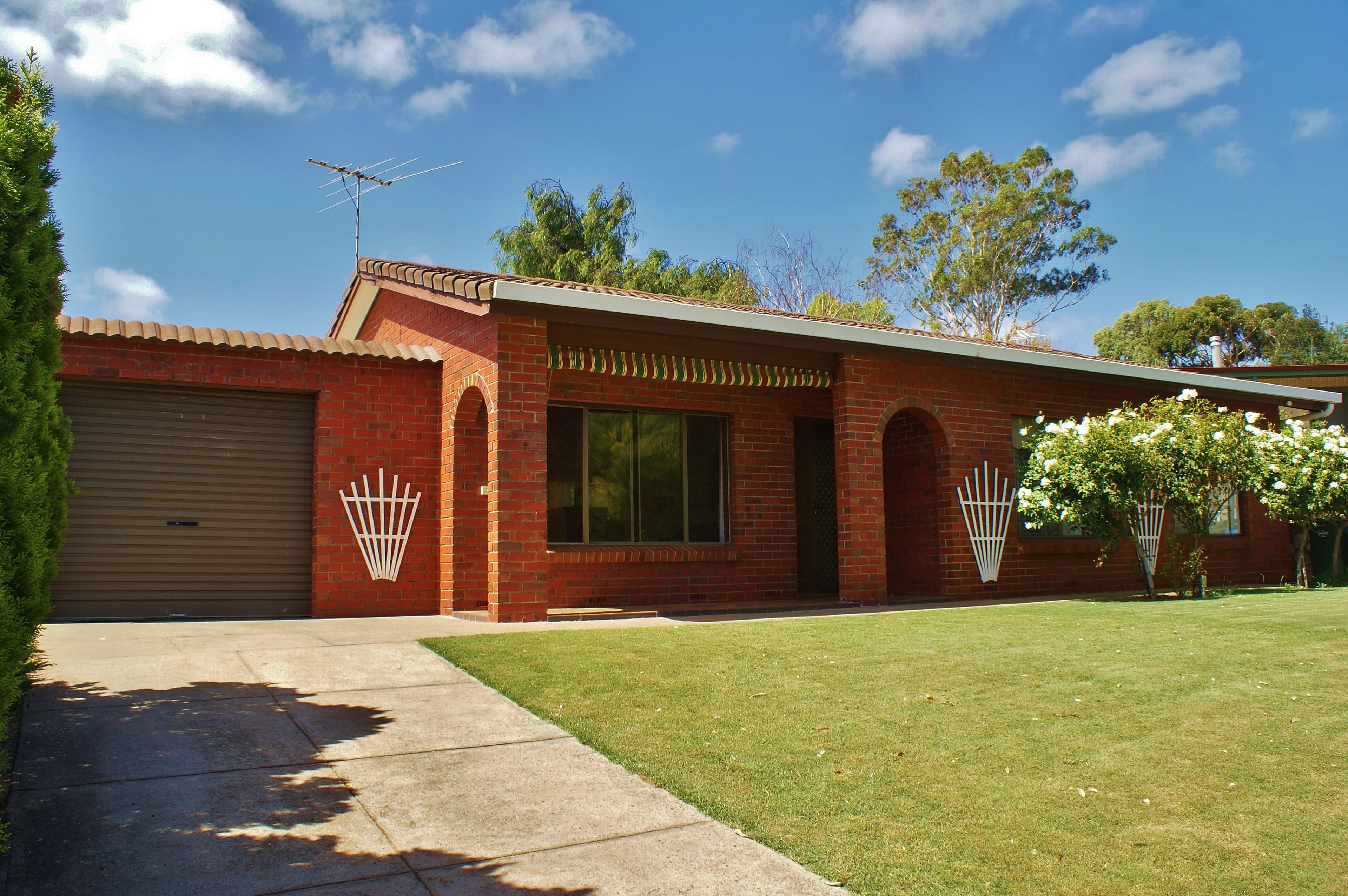 24 Thiele Road, Murray Bridge SA 5253, Murray Bridge East - Image 1