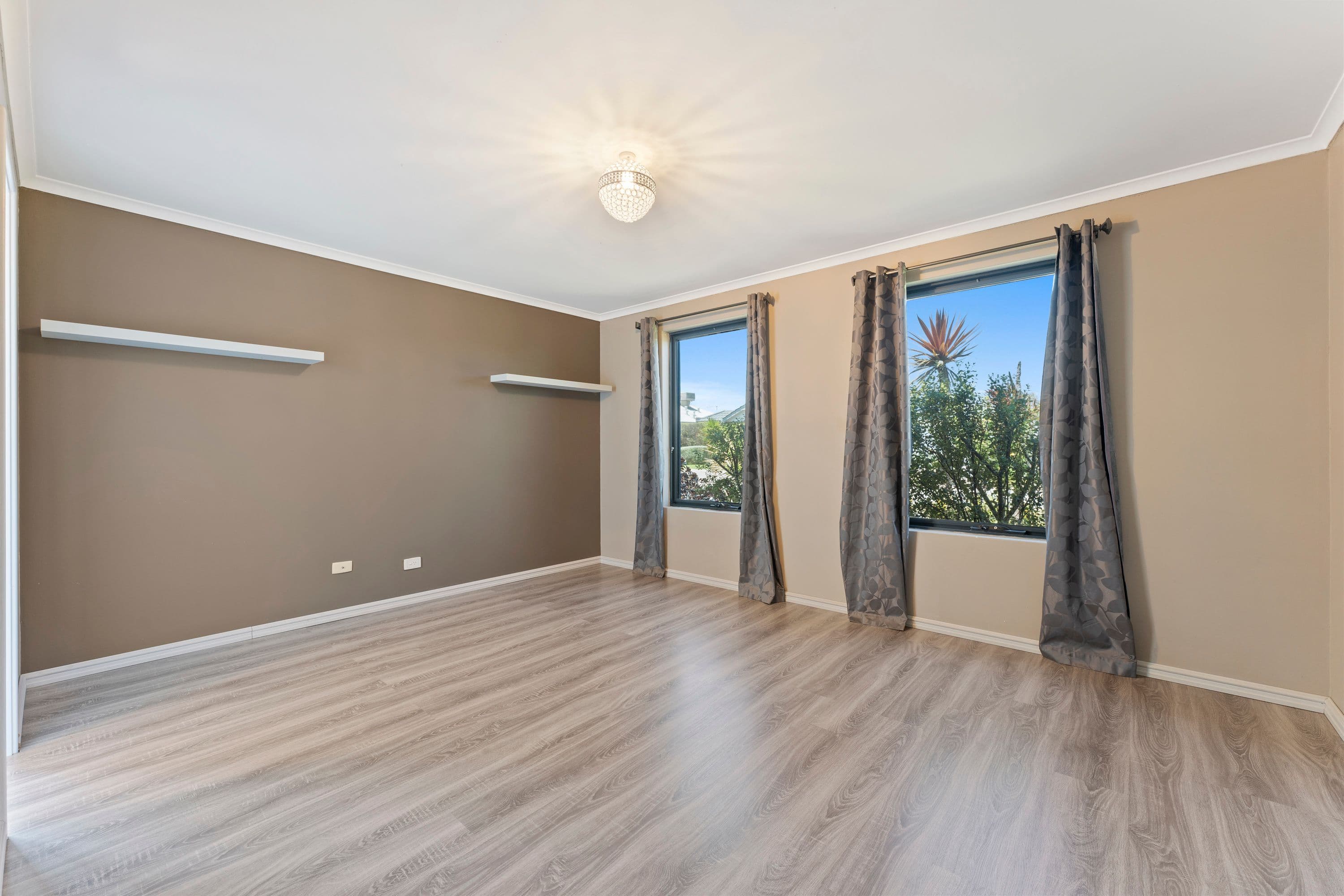 7 Seaspray Place, Waikiki WA 6169, Waikiki - Thumbnail 5
