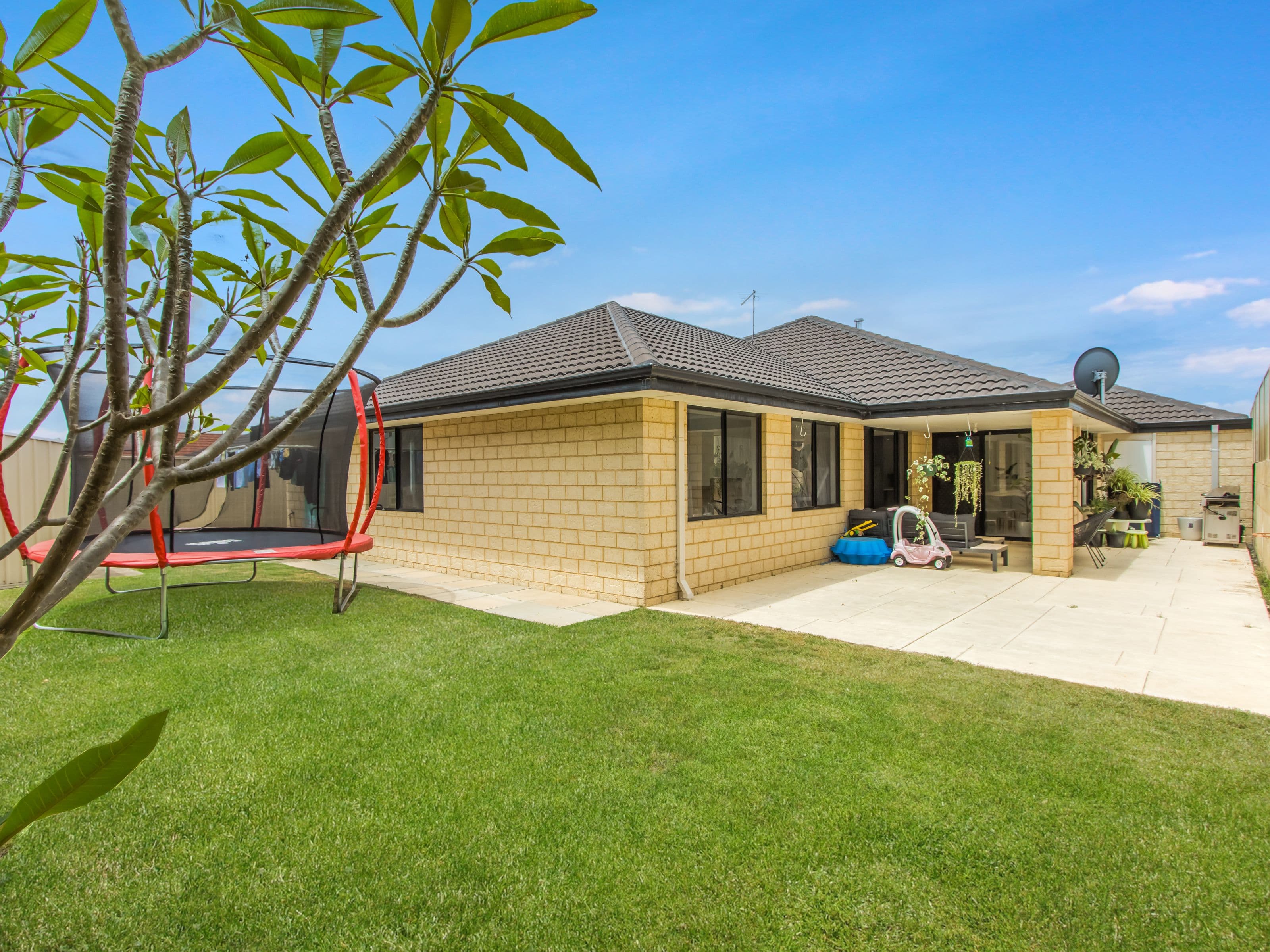 7 Dennis Retreat, Baldivis WA 6171, Baldivis - Thumbnail 2