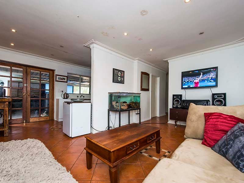60 Maida Vale Road, Maida Vale WA 6057, Maida Vale - Thumbnail 2