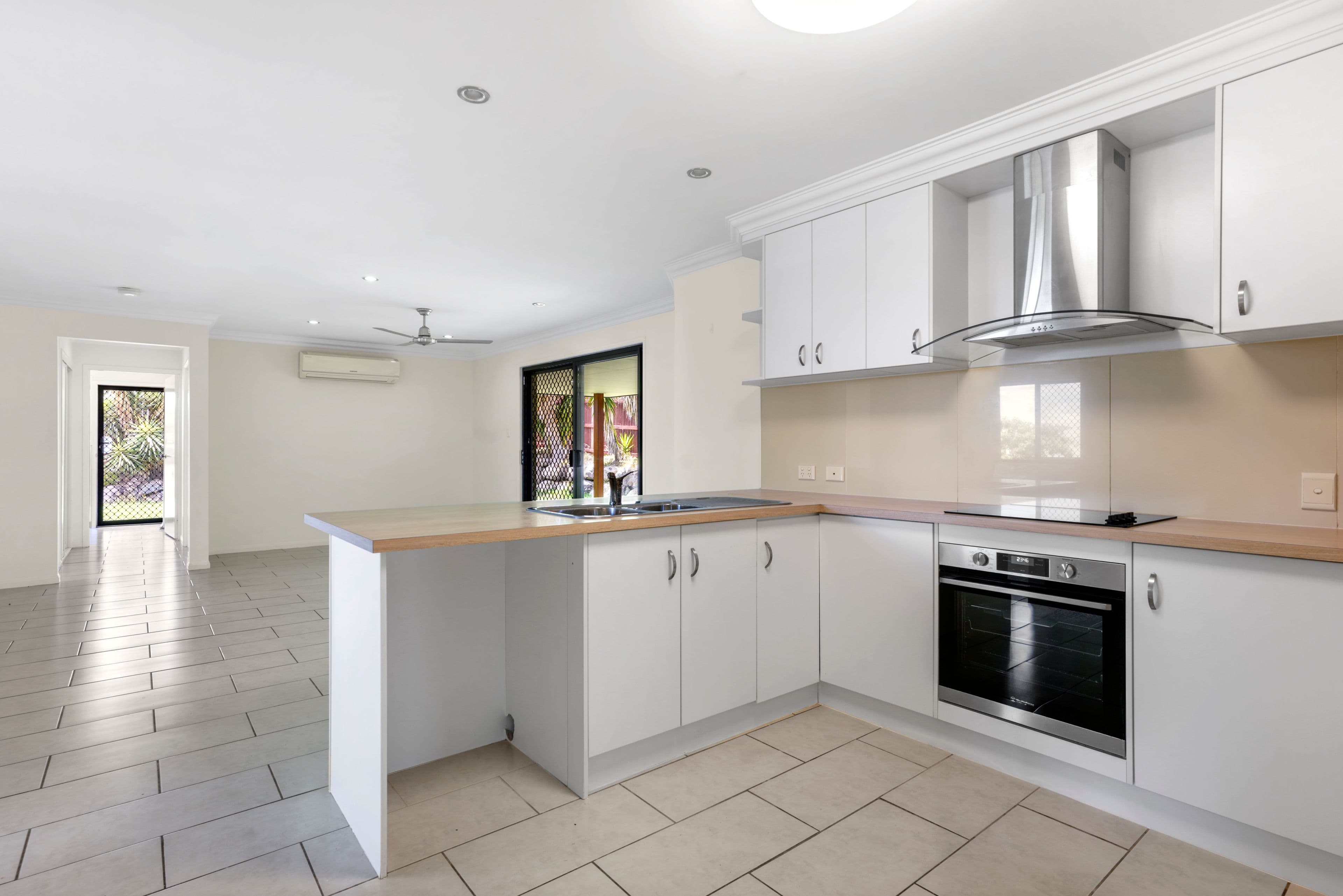 19 Bottlebrush Drive, Kirkwood QLD 4680, Kirkwood - Thumbnail 3