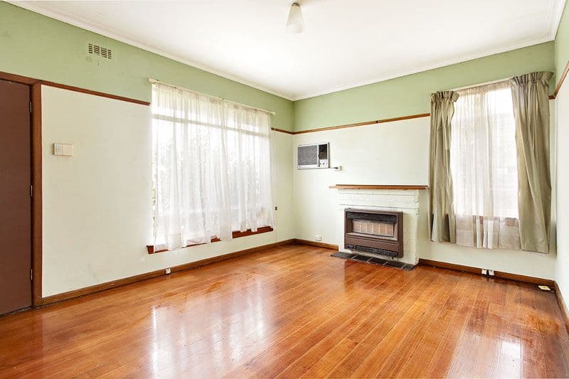 65 Marchant Avenue, RESERVOIR VIC 3073, Reservoir - Thumbnail 2