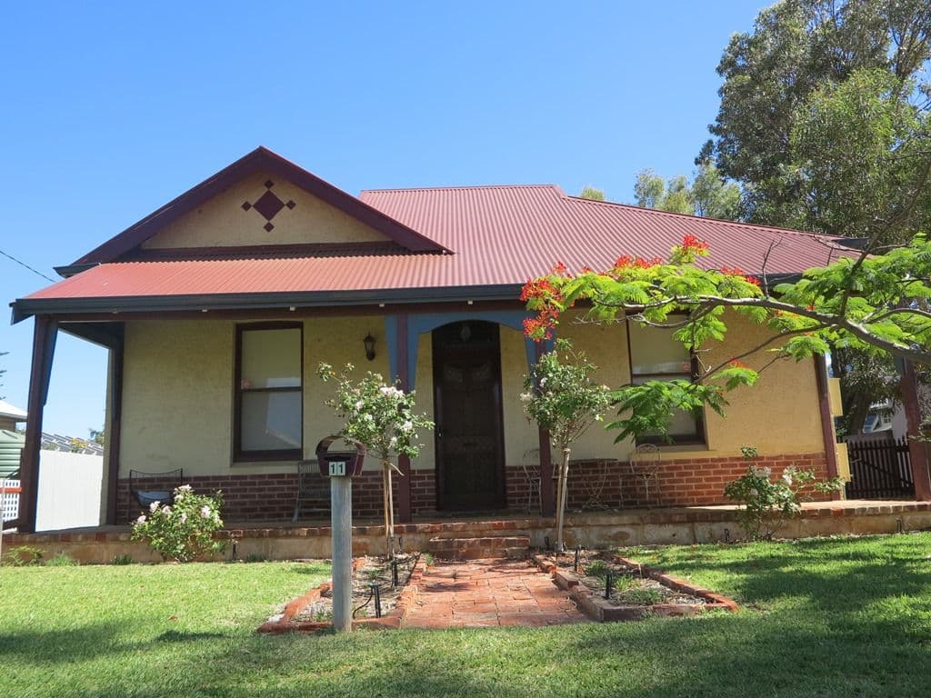11 Conway Street, Beachlands WA 6530, Beachlands - Image 1