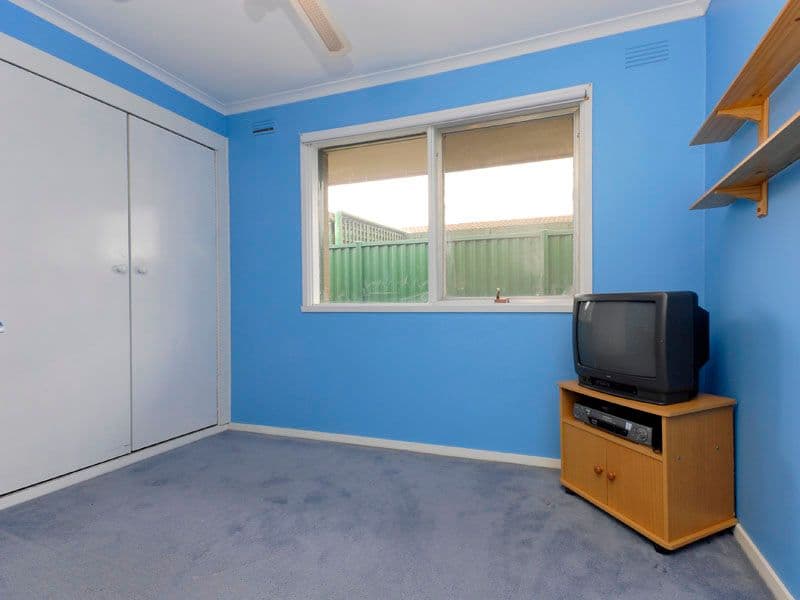 329 Boundary Road, ST ALBANS PARK VIC 3219, St Albans Park - Thumbnail 8