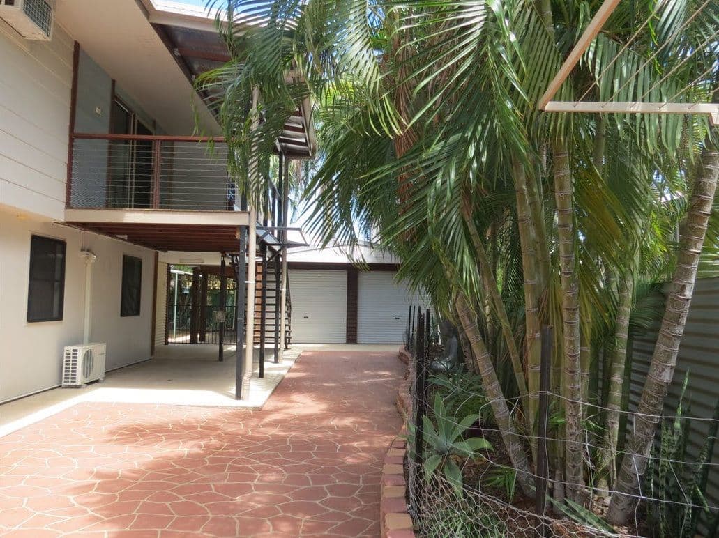 8 Lewis Street, Emerald QLD 4720, Emerald - Thumbnail 4