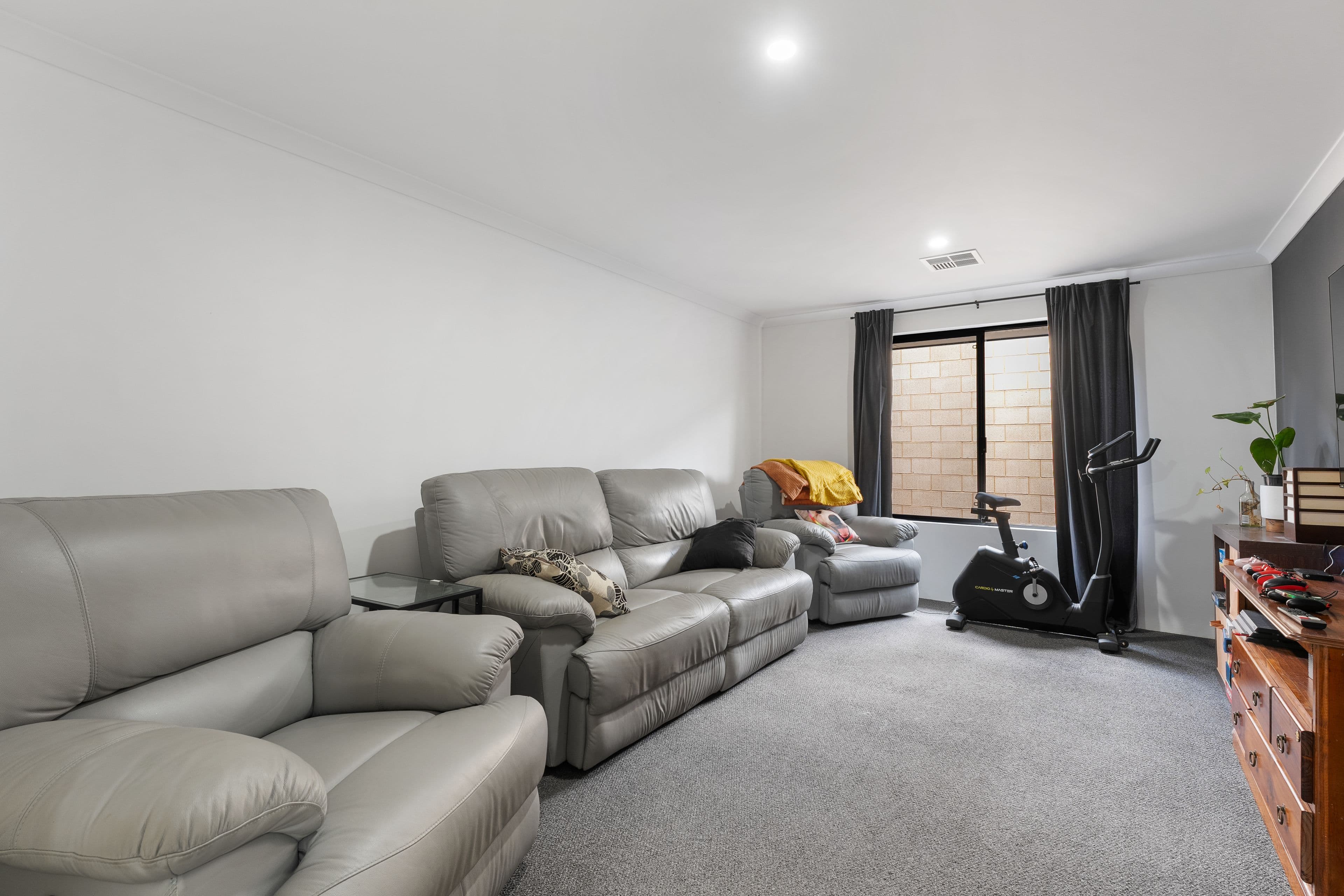 24 Portofino Avenue, Baldivis WA 6171, Baldivis - Thumbnail 3