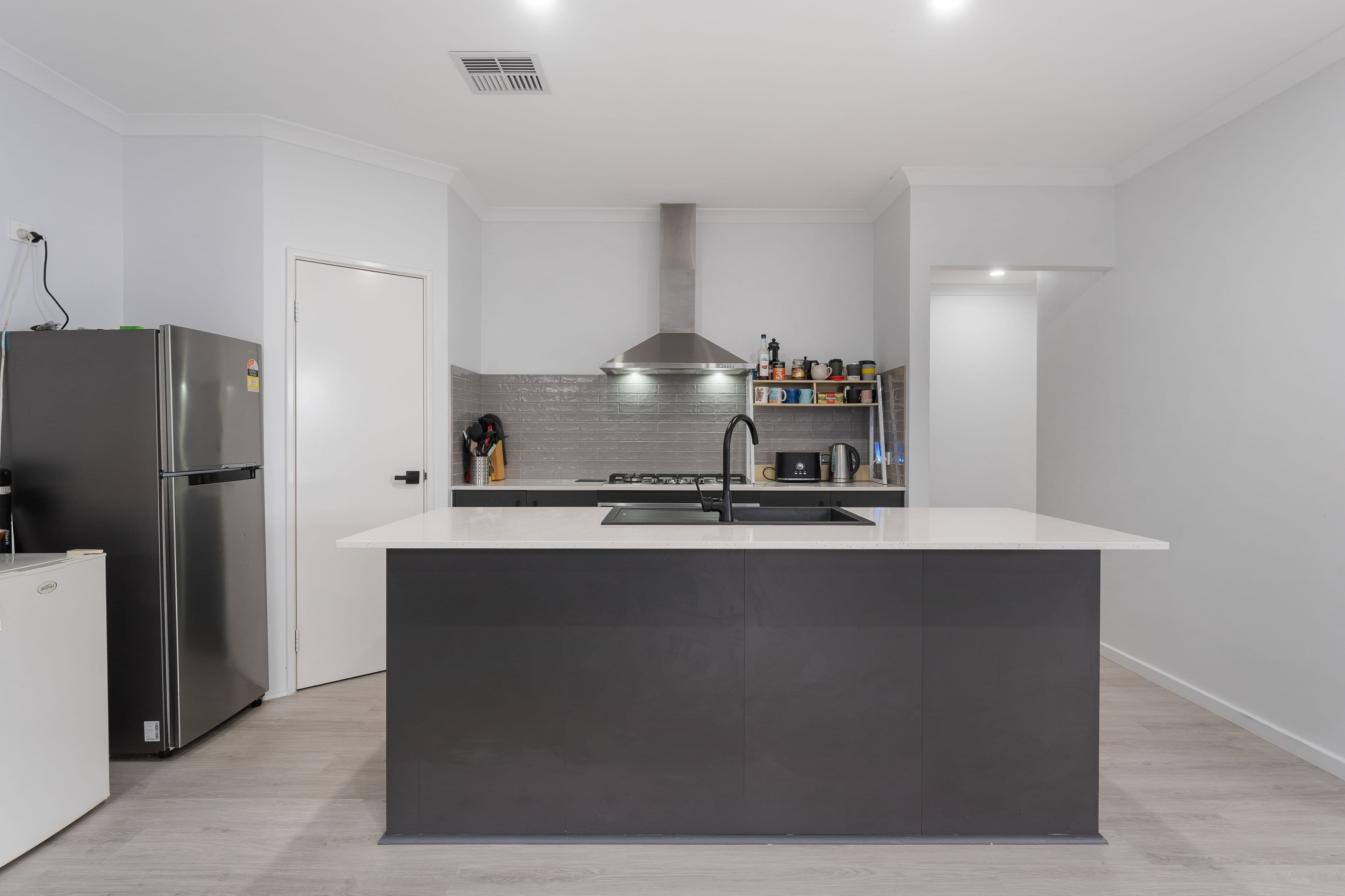 24 Portofino Avenue, Baldivis WA 6171, Baldivis - Thumbnail 7