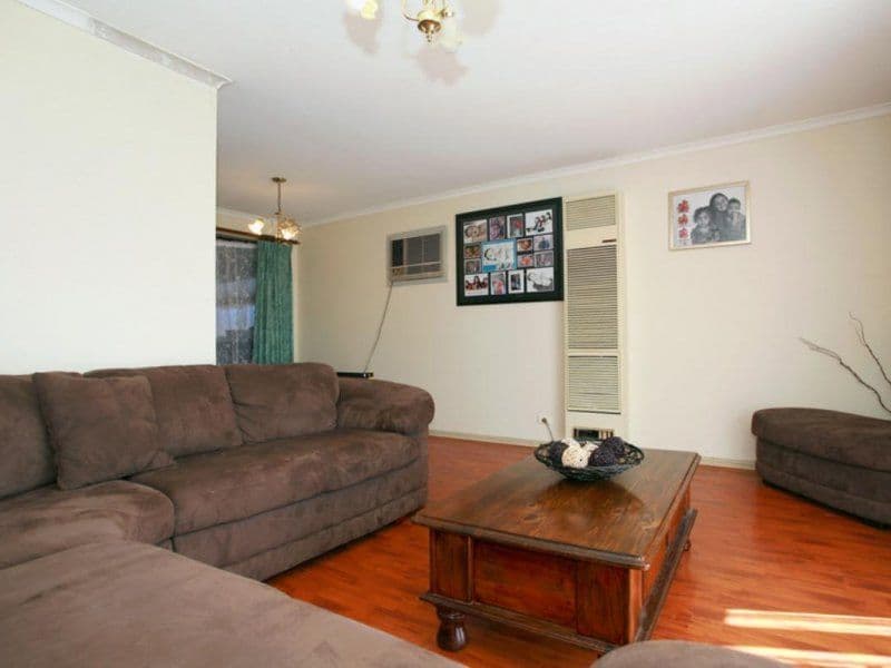 6 Flax Court, CRANBOURNE VIC 3977, Cranbourne North - Image 1