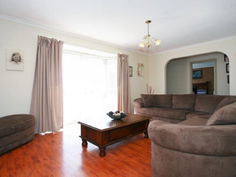 6 Flax Court, CRANBOURNE VIC 3977, Cranbourne North - Thumbnail 6