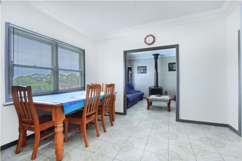53 Denise Street, LAKE HEIGHTS NSW 2502, Lake Heights - Thumbnail 4