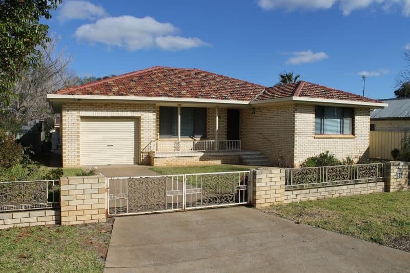 33 Hutchins Avenue, DUBBO NSW 2830, Dubbo - Image 1