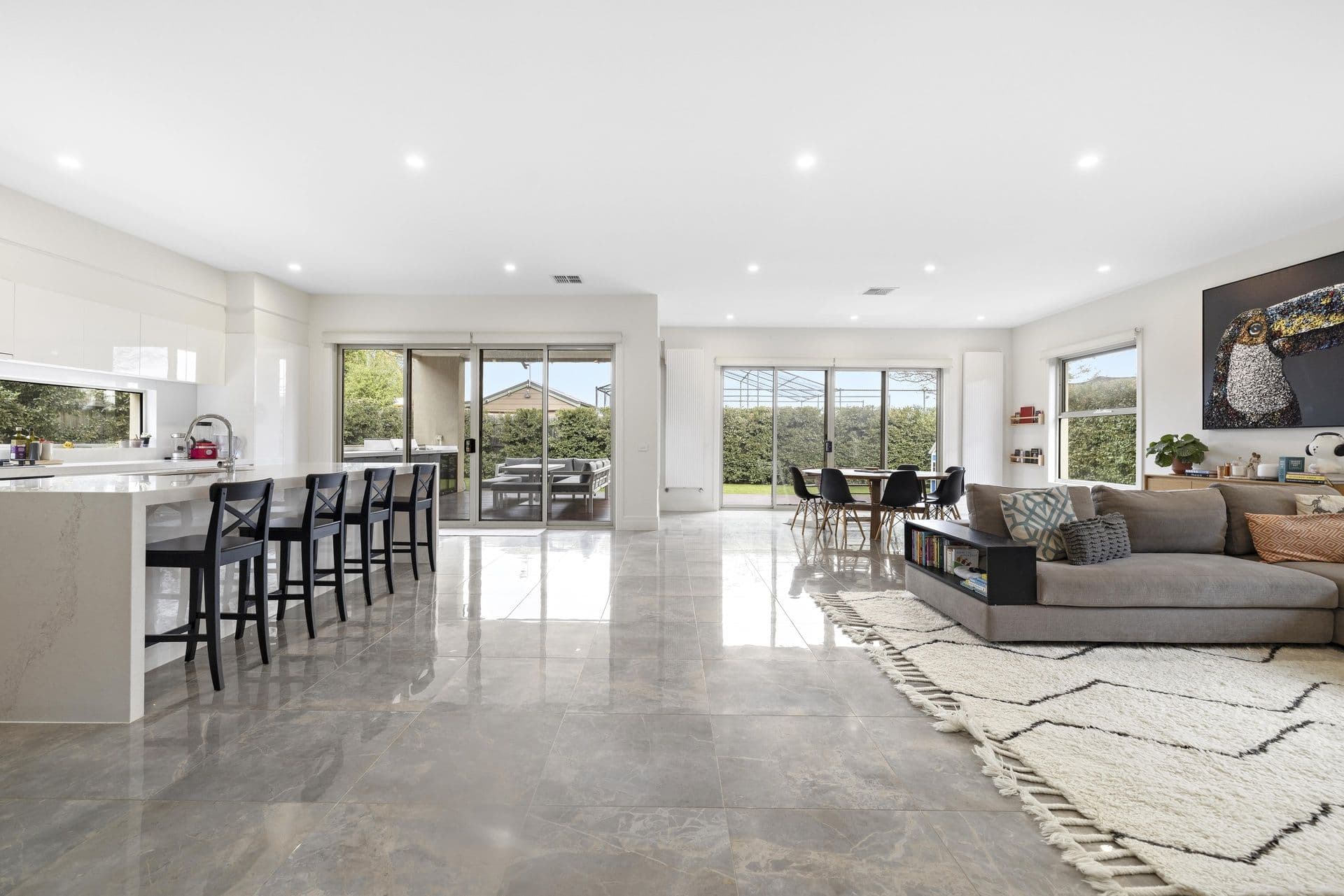 44 William Street, Mount Waverley VIC 3149, Mount Waverley - Thumbnail 2