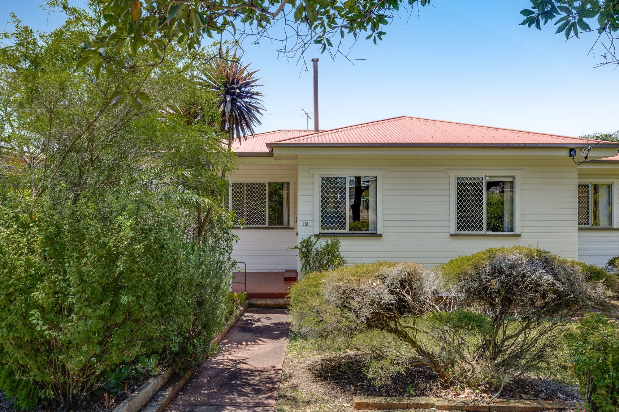 19 Rivett Street, South Toowoomba QLD 4350, South Toowoomba - Image 1
