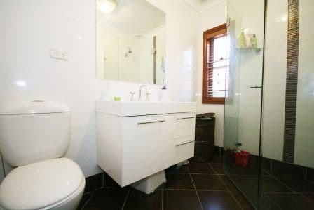 76 Denman Road, GEORGES HALL NSW 2198, Georges Hall - Thumbnail 6