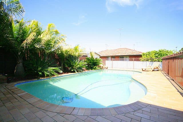 76 Denman Road, GEORGES HALL NSW 2198, Georges Hall - Thumbnail 8