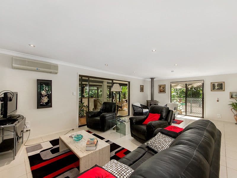 27 Ruth Terrace, Oxenford QLD 4210, Oxenford - Thumbnail 7