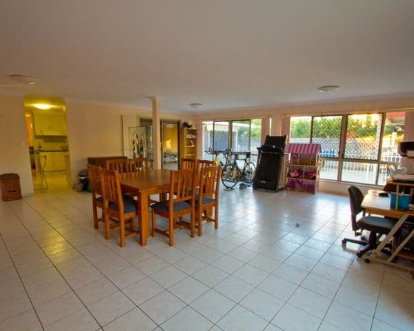 14 Riverleigh Drive, NORTH MACKAY QLD 4740, North Mackay - Thumbnail 4